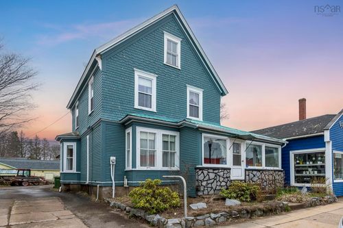 60 Commercial Street, Middleton, NS, B0S1P0 | Card Image