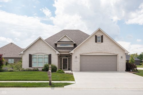 1227 Highbury Dr, Danville, IN, 46122-5511 | Card Image
