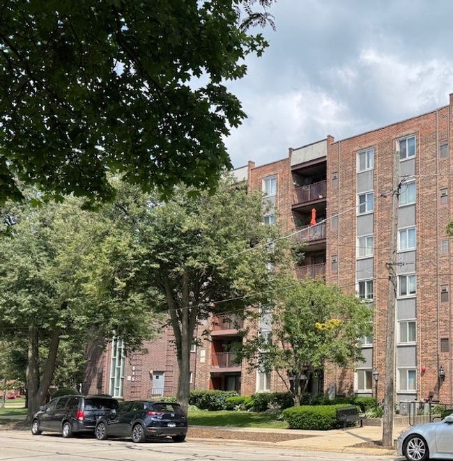 APT-3A - 825 Pearson St, Condo with 2 bedrooms, 2 bathrooms and 1 parking in Des Plaines IL | Image 23
