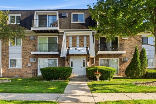 207-10304 Ridgeland Ave, Chicago Ridge, IL, 60415-1539 | Card Image