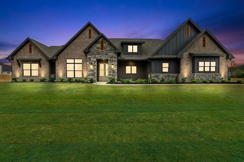 220 Cottonwood Cir S, Longview, TX, 75605-6927 | Card Image