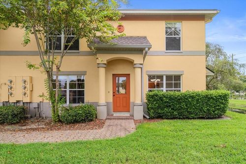 104 Coquina Bay Dr, ST PETERSBURG, FL, 33705-6444 | Card Image