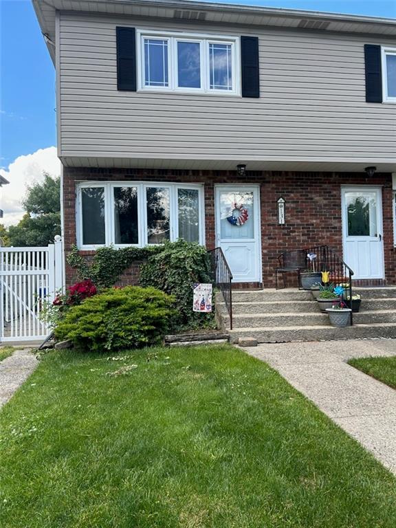 Notus Ave, Staten Island, NY 10312