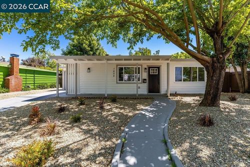 1650 Moraga Dr, Santa Rosa, CA, 95404-6107 | Card Image