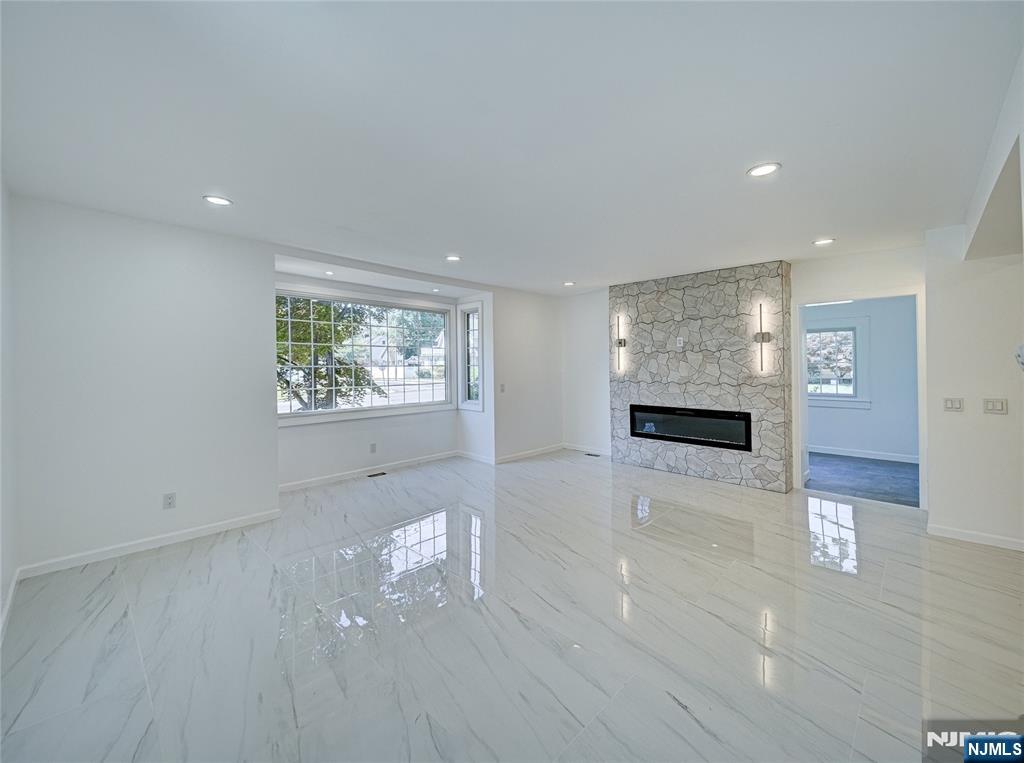 Residential in Orange 3
