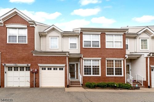 72 Albert Ct, Parsippany, NJ, 07054-3421 | Card Image