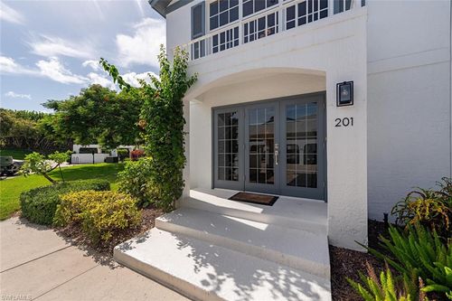 apt-201-864 Tanbark Dr, NAPLES, FL, 34108-8582 | Card Image