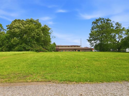 306-304-306 W 18th St, Mt Pleasant, TX, 75455-2314 | Card Image