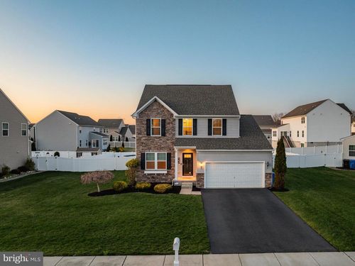 23 Vaughn Way, Burlington, NJ, 08016-3440 | Card Image