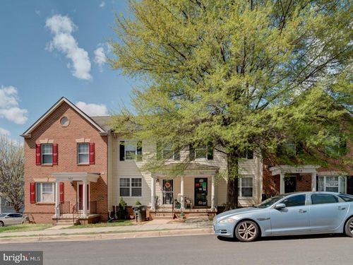 906 Blakney Ln Se, WASHINGTON, DC, 20032-4336 | Card Image