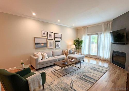 3952 Richmond St, San Diego, CA, 92103 | Card Image