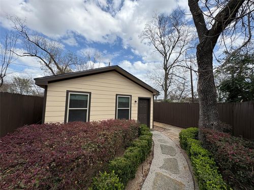 a-6722 Underhill St, Houston, TX, 77092-4631 | Card Image