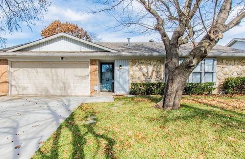 213 Melinda Dr, Mesquite, TX, 75149-2526 | Card Image