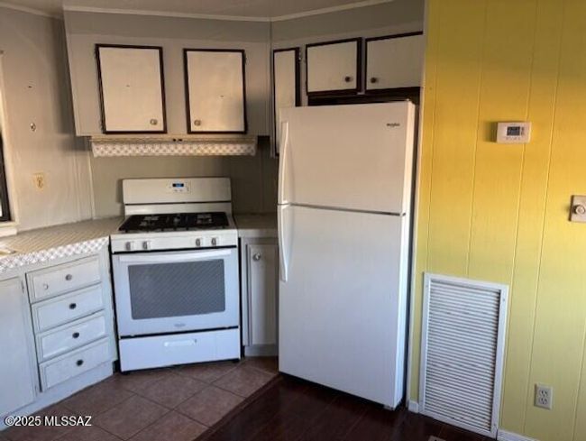 Kitchen | Image 5