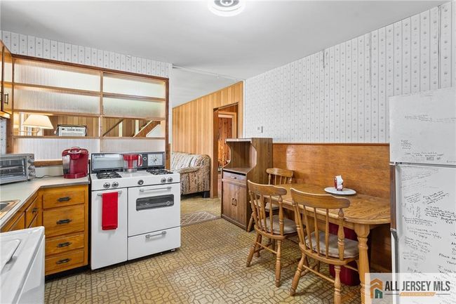 2 Buttonwood Dr, House other with 3 bedrooms, 1 bathrooms and null parking in Parlin NJ | Image 14
