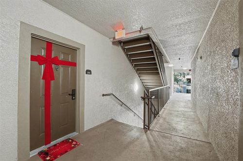 2202-1370 Tuscan Ter, DAVENPORT, FL, 33896-5433 | Card Image