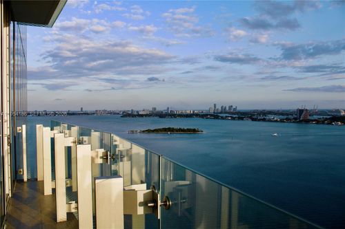 unit-2404-700 Ne 26th Ter, Miami, FL, 33137-5581 | Card Image