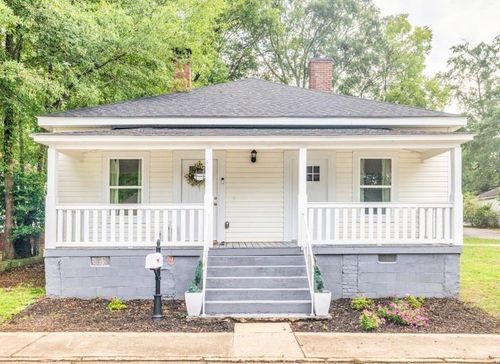 13 E Palmetto St, Porterdale, GA, 30014-3365 | Card Image