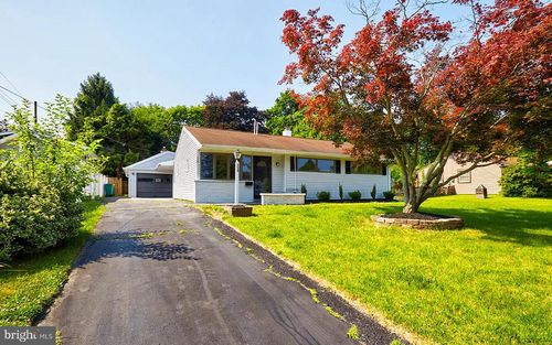 115 Winding Way, MORRISVILLE, PA, 19067-4822 | Card Image