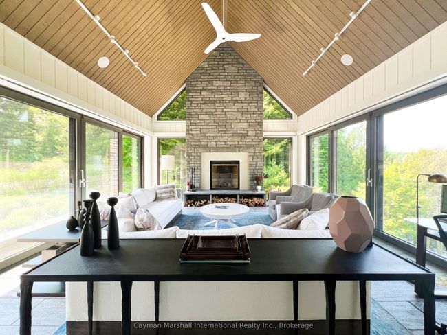 1025-2 Appian Way, House other with 6 bedrooms, 7 bathrooms and 12 parking in Port Carling ON | Image 7