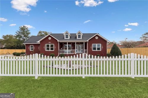 932 Hitching Post Ln, Waycross, GA, 31503-9488 | Card Image