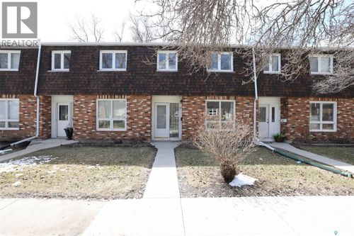 51 Spruceview Rd, Regina, SK, S4R0E1 | Card Image