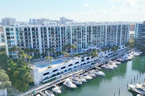 apt-902-3029 Ne 188th St, Aventura, FL, 33180-2869 | Card Image