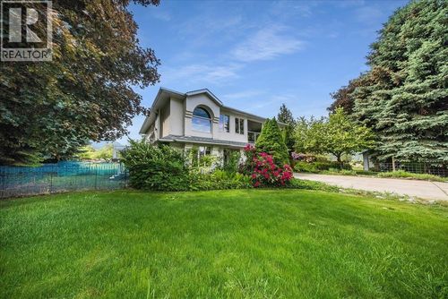 1545 Columbia Rd, Castlegar, BC, V1N4L6 | Card Image