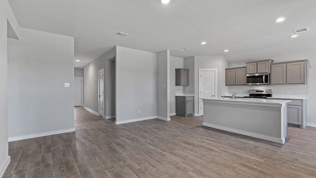 1772 River Bend Rd, House other with 4 bedrooms, 2 bathrooms and null parking in Burleson TX | Image 11