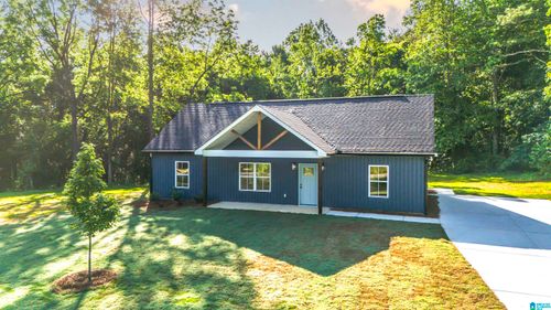 760 Bedwell St, Heflin, AL, 36264-1109 | Card Image
