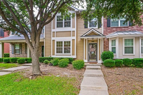 3115 Carlisle St, Bedford, TX, 76021-7368 | Card Image