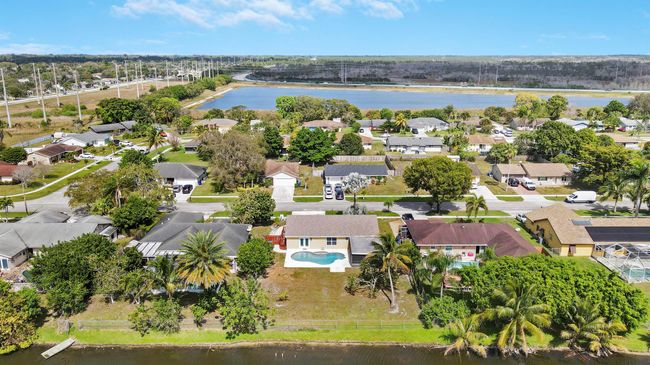 222 Las Palmas St, House other with 4 bedrooms, 3 bathrooms and null parking in Royal Palm Beach FL | Image 32