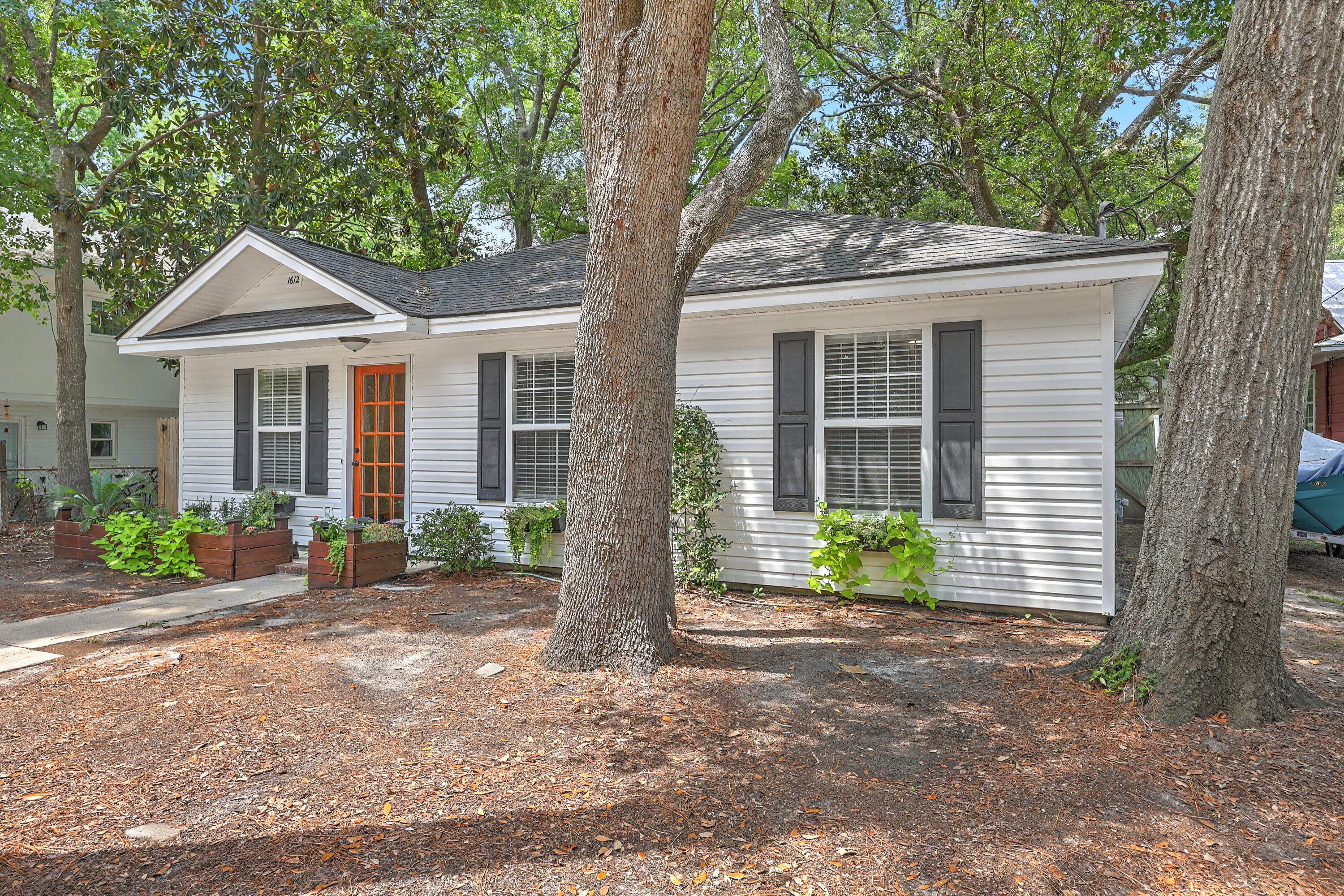 Residential in Charleston 4
