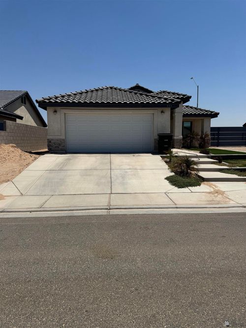 335 N Sahuaro, San Luis, AZ, 85336 | Card Image