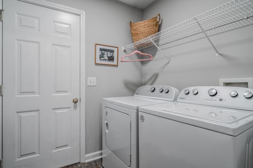 131 Dalton Cir, Rockvale, TN, 37153-5406 | Card Image