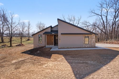 240 E 14th St, Grove, OK, 74344 | Card Image