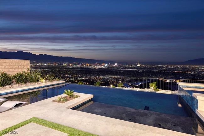645 Overlook Rim Dr, House other with 4 bedrooms, 6 bathrooms and null parking in Henderson NV | Image 34