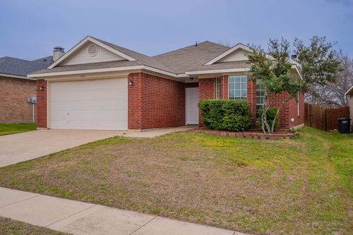 2517 Wakecrest Dr, Fort Worth, TX, 76108-6901 | Card Image