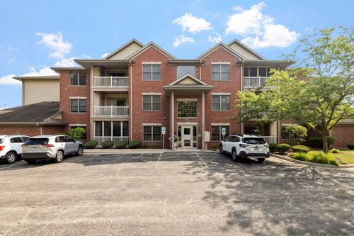 unit-3a-20301 S Pine Hill Rd, Frankfort, IL, 60423-9368 | Card Image