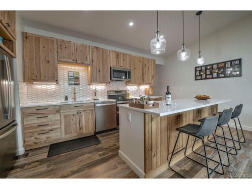 302-32 Corinthian Cir, Dillon, CO, 80435-8530 | Card Image