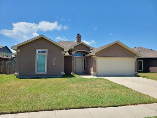 1921 Woodbend Dr, Corpus Christi, TX, 78412-4854 | Card Image