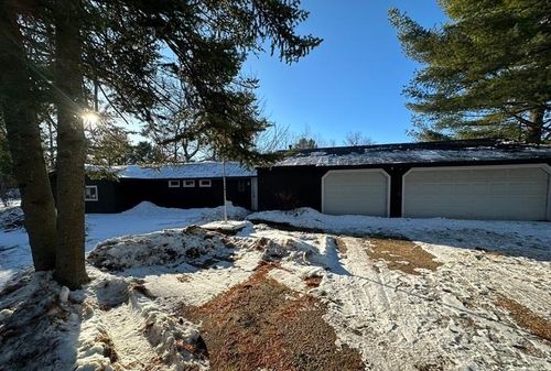 2853 Jean St, Harrison, MI, 48625-8995 | Card Image