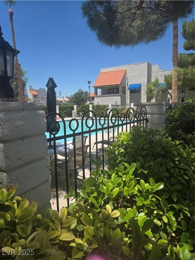 APT-104 - 101 Luna Way, Condo with 2 bedrooms, 2 bathrooms and null parking in Las Vegas NV | Image 5