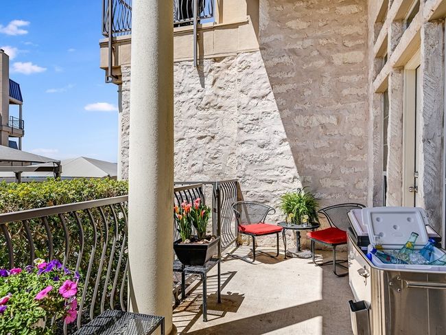 Extra large patio. | Image 13