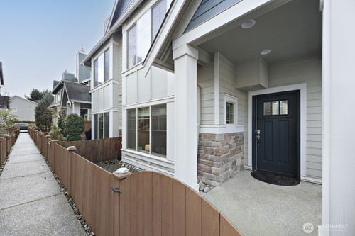 a-14513 15th Park W, Lynnwood, WA, 98087-6260 | Card Image