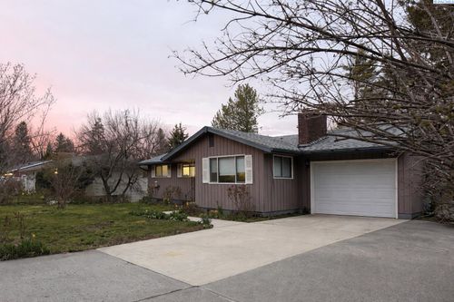 1810 Nw Deane St, Pullman, WA, 99163-3510 | Card Image