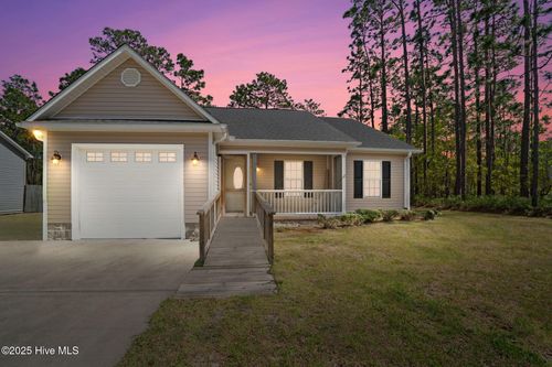 534 Prospect Rd, Southport, NC, 28461-7617 | Card Image