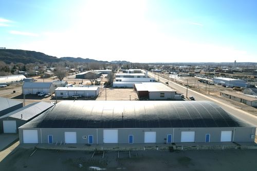 822 N Sargent Ave, Glendive, MT, 59330-2704 | Card Image