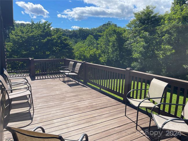 90 Twin Oaks Est, House other with 2 bedrooms, 3 bathrooms and null parking in Sylva NC | Image 28