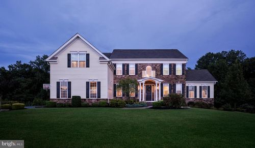 3945 Hillcrest Dr, Furlong, PA, 18925-1803 | Card Image